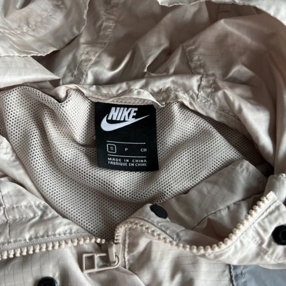 Nike Zip Up Elastic Hem Cuff Long Sleeve Hoodie Jacket Windbreaker Beige Sz S - Picture 3 of 5
